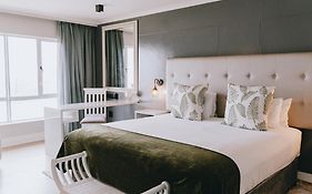 The Riverside Hotel